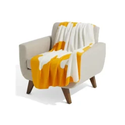 Maple Leaf Polar Fleece Throw 26 Maple Leaf Polar Fleece Throw -Villeyy Decor Shop https3A2F2Fimage.s5a.com2Fis2Fimage2FTheBay2F400930585552 alt63Fwid3D120026hei3D120026qlt3D9026resMode3Dsharp226op usm3D0.92C1.02C82C0 640x