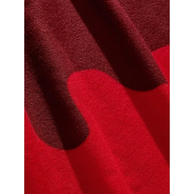 Maple Leaf Polar Fleece Throw 12 Maple Leaf Polar Fleece Throw - Image 12