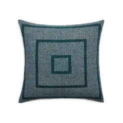Textured Racetrack Cushion